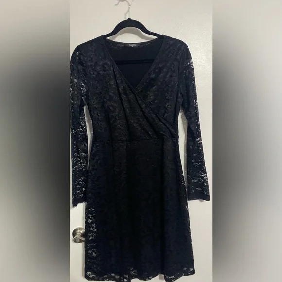 Valolia Black Lace Long Sleeve Dress - Picture 1 of 4